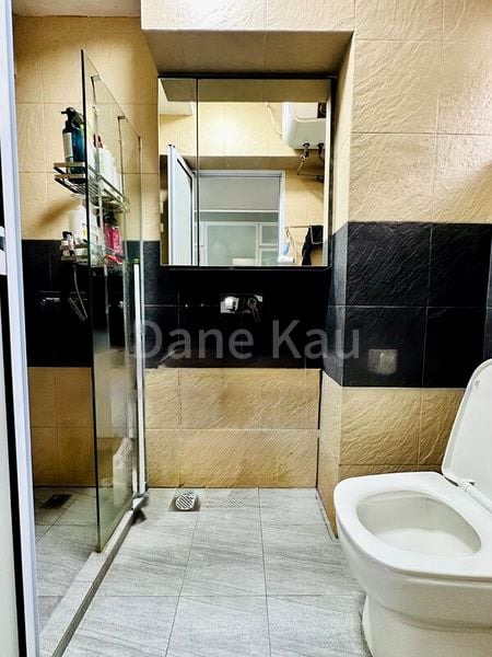 5 Room (5I) HDB for Sale in 290A Compassvale Crescent - Image 7