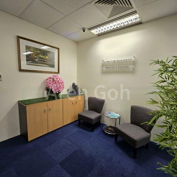 Office for Rent: Super Cheap, Fully Fitted Office at Raffles Place! - Image 12