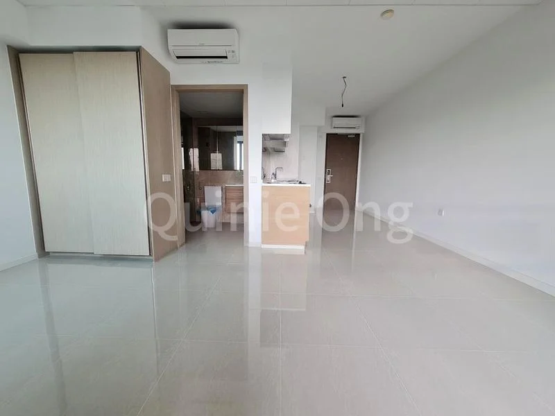 1 Bed Condo for Sale in  Treasure at Tampines - Image 3