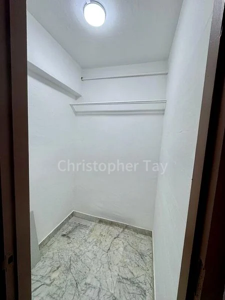 5 Room (5A) HDB for Rent in  551 Ang Mo Kio Avenue 10 - Image 1