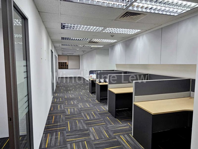 Office for Rent in  Tong Eng Building - Image 4