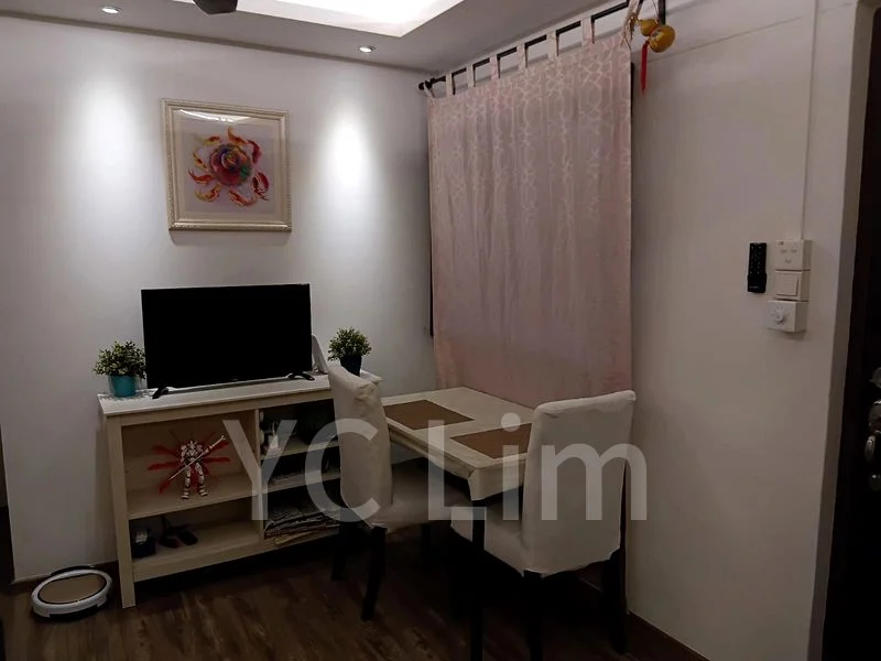 Common Room (HDB) for Rent in  663A Yishun Avenue 4 - Image 1