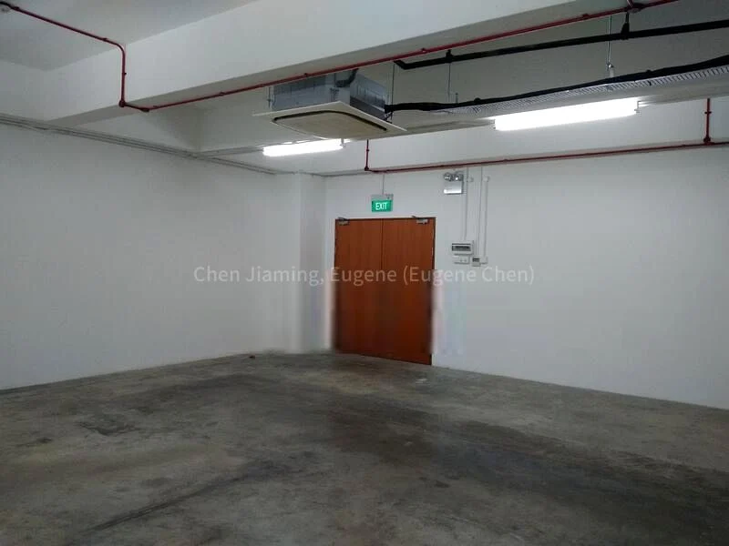 Light Industrial (B1) for Rent: 16 Shaw Road - Image 1