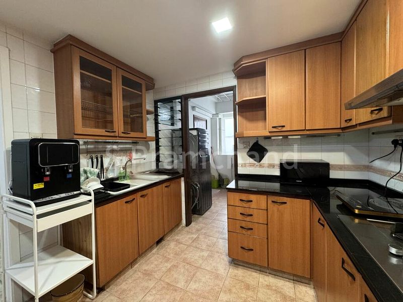 Room (Condo) for Rent in  Eastvale - Image 6