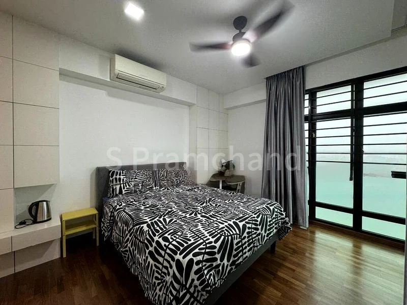 Room (Condo) for Rent in  Eastvale - Image 1