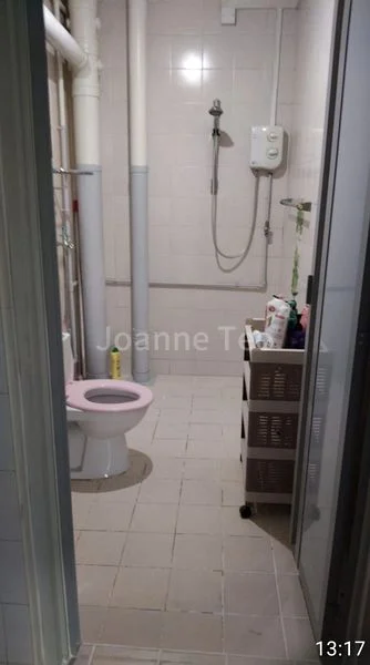 Common Room (HDB) for Rent in 919 Hougang Avenue 4 - Image 5