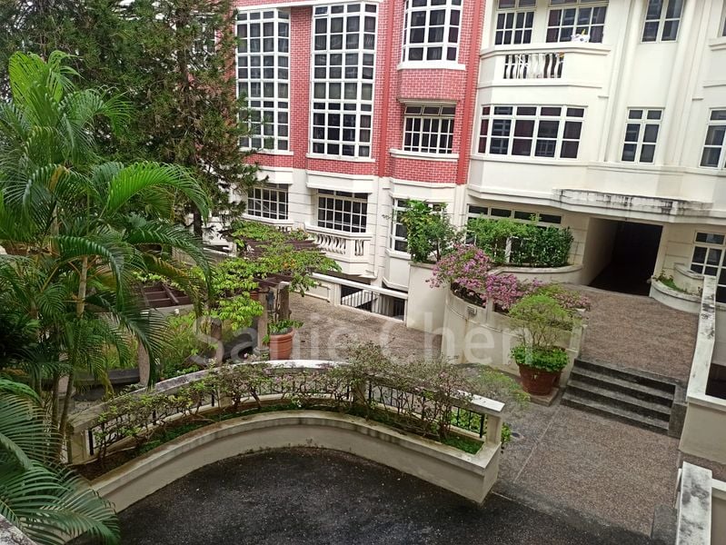 4+1 Bed Condo for Sale in  Laguna Green - Image 12