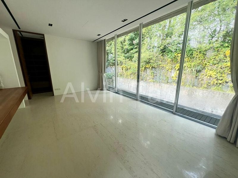 5 Bed Bungalow (Landed) for Rent in  Swiss Valley - Image 9