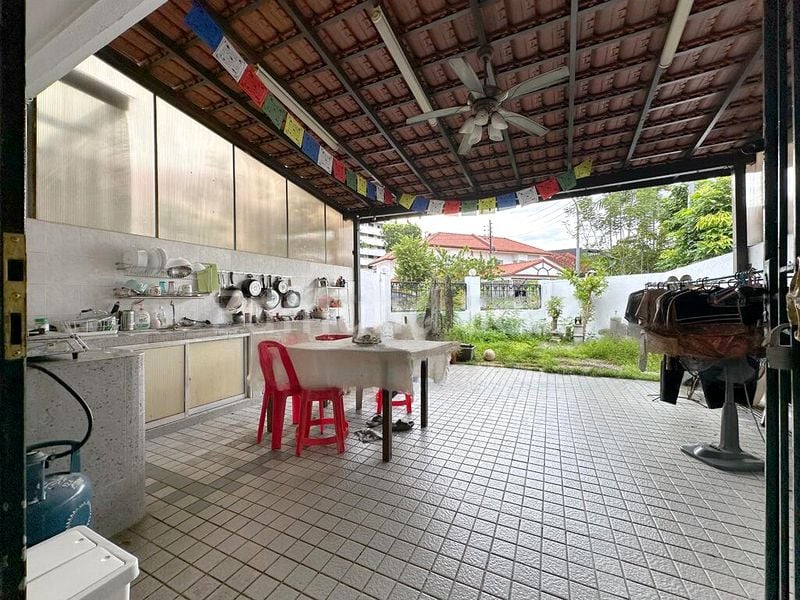 4 Bed Terraced House (Landed) for Rent in  Saint Helier's Avenue - Image 11