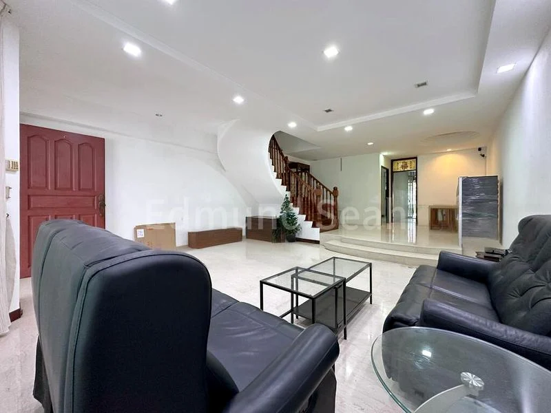 4 Bed Terraced House (Landed) for Rent in  Saint Helier's Avenue - Image 1