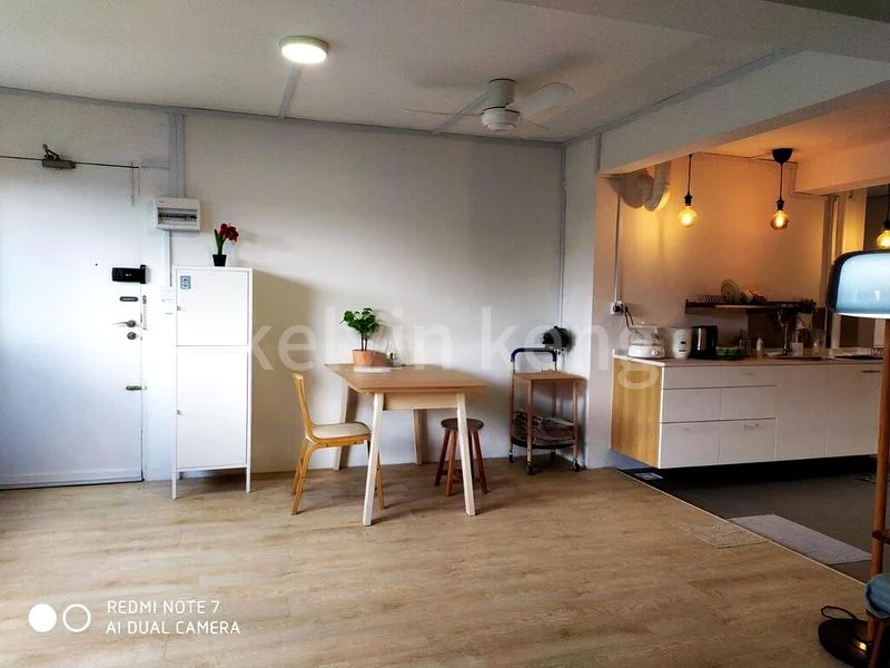 Common Room (HDB) for Rent in 13 Holland Drive - Image 6