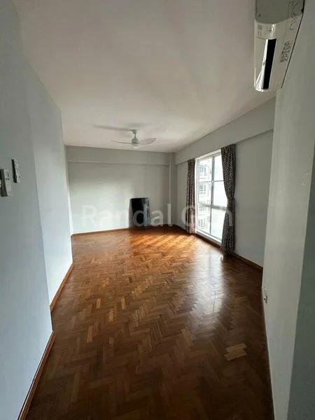 3 Bed Condo for Sale in  Elias Green - Image 5