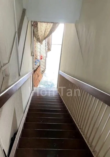 3 Room (3NG) HDB for Rent in  163 Ang Mo Kio Avenue 4 - Image 9