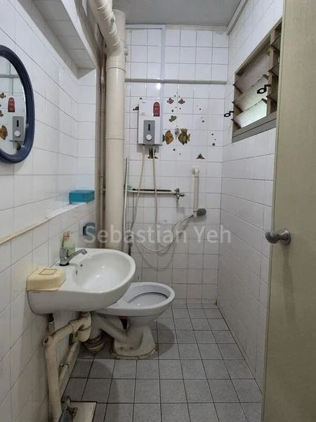 Common Room (HDB) for Rent in  601 Woodlands Drive 42 - Image 5