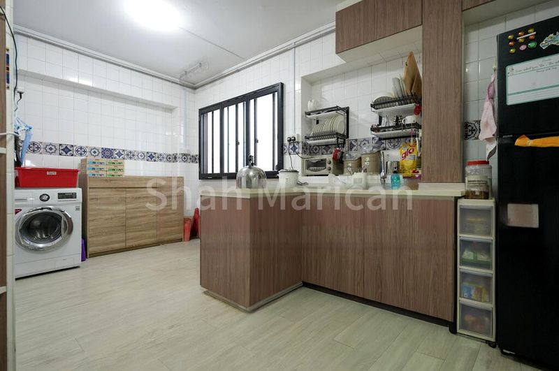 Executive HDB for Sale in  495A Tampines Street 43 - Image 11