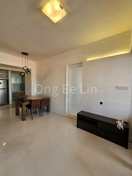 1 Bed Apartment (Condo) for Rent in  The Pier At Robertson - Image 3