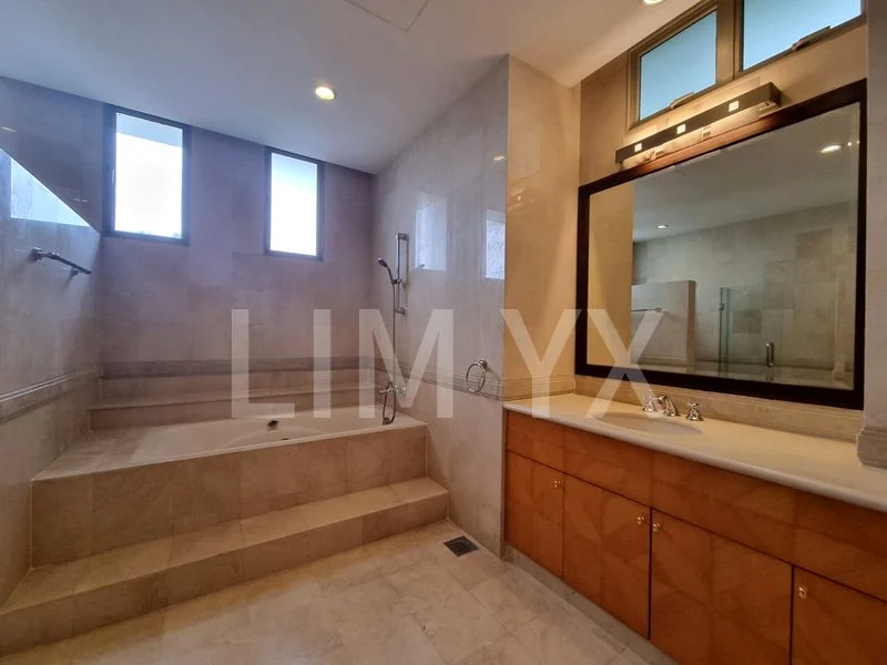 6 Bed Good Class Bungalow (Landed) for Rent in Villas Holland - Image 25