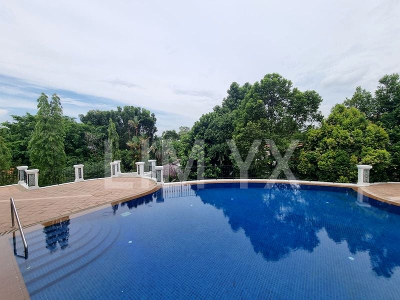 6 Bed Good Class Bungalow (Landed) for Rent in Villas Holland - Image 3