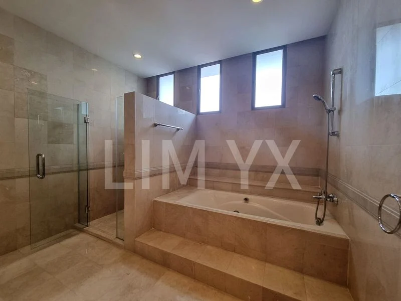 6 Bed Good Class Bungalow (Landed) for Rent in Villas Holland - Image 24