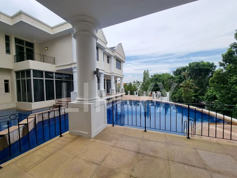 6 Bed Good Class Bungalow (Landed) for Rent in Villas Holland - Image 5