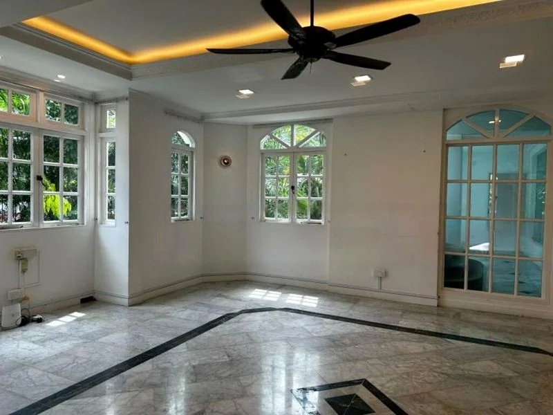 4 Bed Bungalow (Landed) for Sale in  Fernhill Court - Image 4