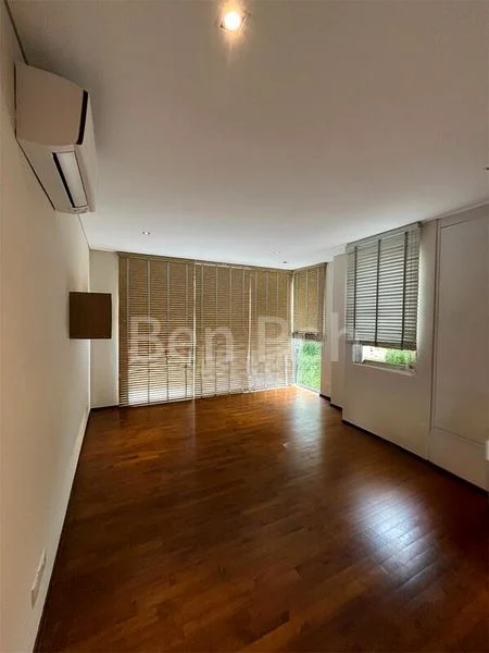 4 Bed Semi-Detached House (Landed) for Sale in Greenbank Park - Image 5