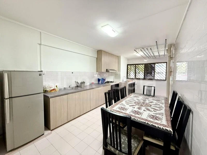 4 Room (4NG) HDB for Sale in  362 Clementi Avenue 2 - Image 2