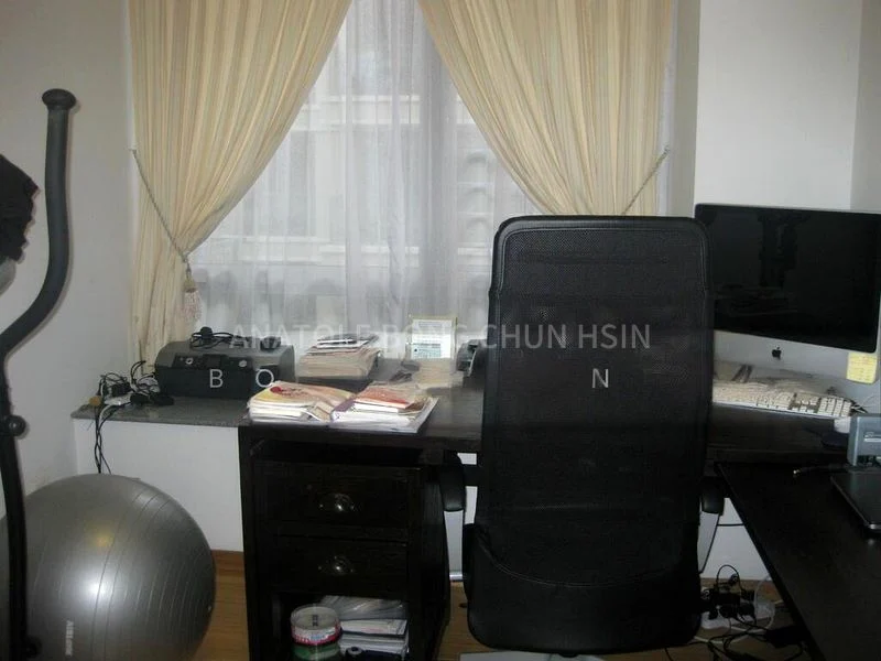3 Bed Condo for Rent in 8 @ Mount Sophia - Image 1