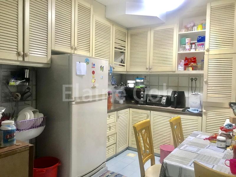 3 Bed Condo for Sale in  Teresa Ville - Image 4