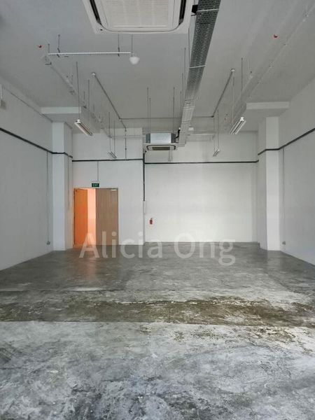 Light Industrial (B1) for Rent: Interlocal Centre - Image 3