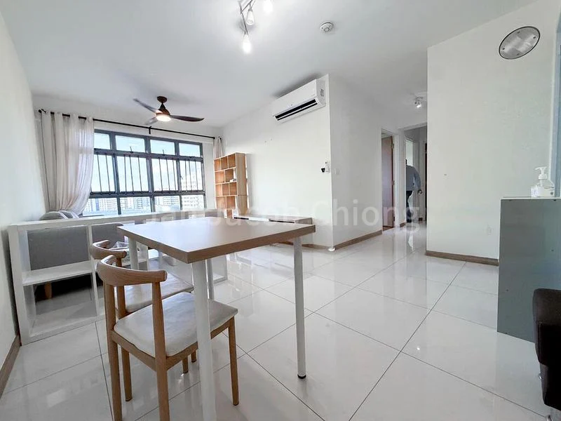 Common Room (HDB) for Rent in  618B Tampines Street 61 - Image 7