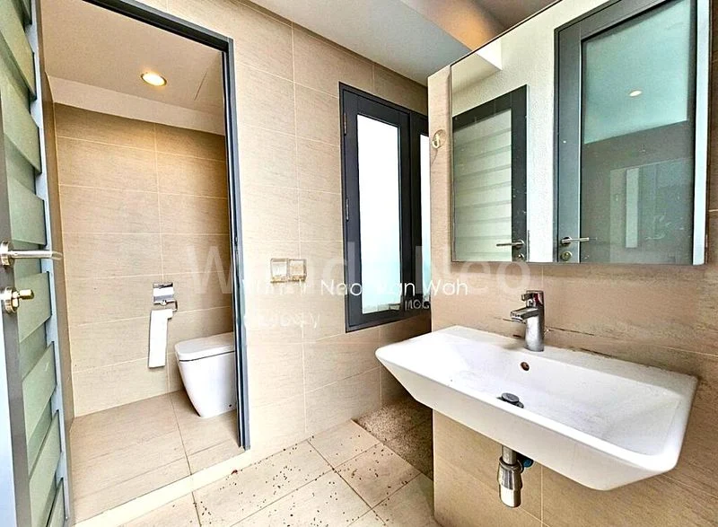 5 Bed Cluster House (Landed) for Rent in  Greenwood Mews - Image 17