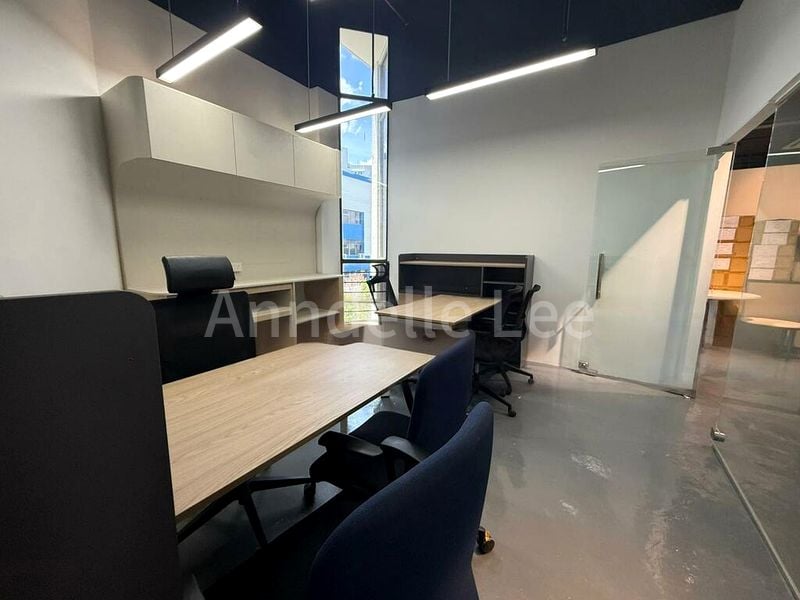 Light Industrial (B1) for Rent: Yenom Industrial Building - Image 4