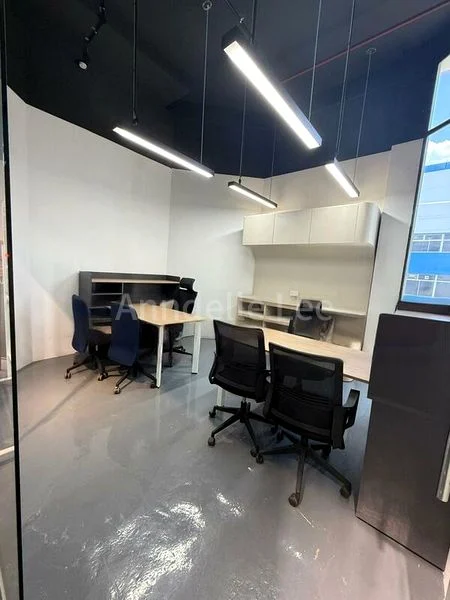 Light Industrial (B1) for Rent: Yenom Industrial Building - Image 2