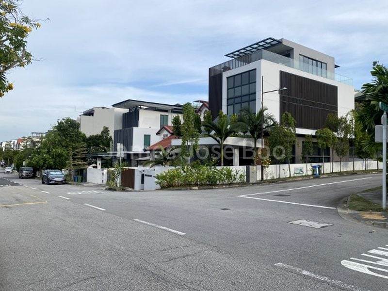 7 Bed Semi-Detached House (Landed) for Sale in Opera Estate - Image 1