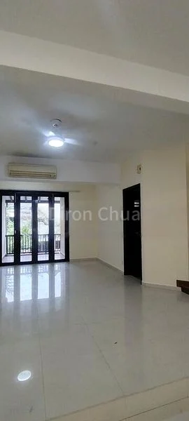 4 Bed Terraced House (Landed) for Rent in  Airview Park - Image 4