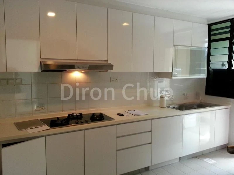 4 Bed Terraced House (Landed) for Rent in  Airview Park - Image 1