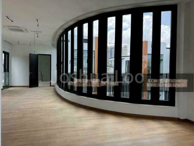 5 Bed Bungalow (Landed) for Sale in  Broadrick Road - Image 8