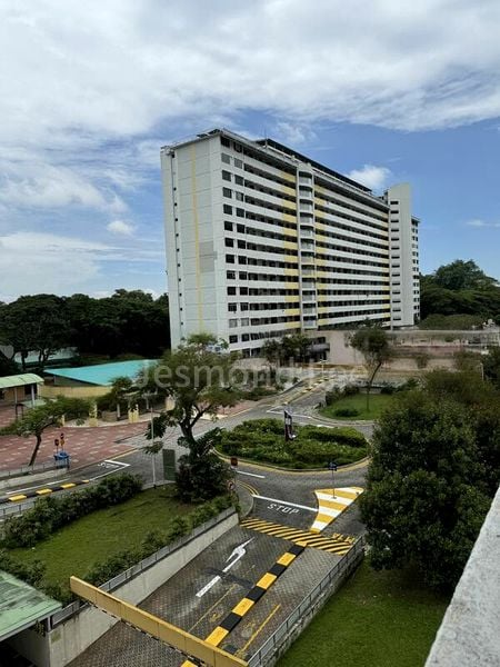 3 Room (3I) HDB for Rent in  2 Ghim Moh Road - Image 4