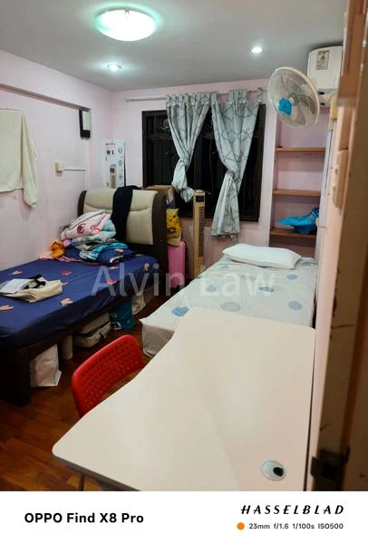 Common Room (HDB) for Rent in 589A Montreal Drive - Image 1