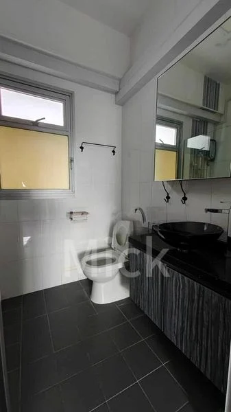 5 Room (5A) HDB for Rent in  674A Yishun Avenue 4 - Image 8