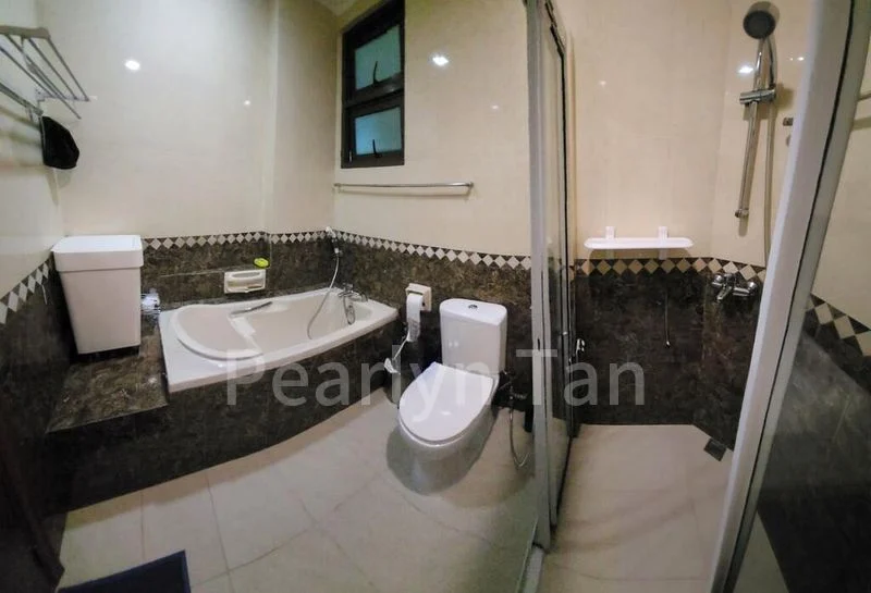 3 Bed Condo for Rent in Boonview - Image 3