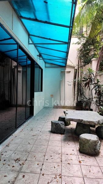 4 Bed Semi-Detached House (Landed) for Rent in  Holland Grove - Image 12