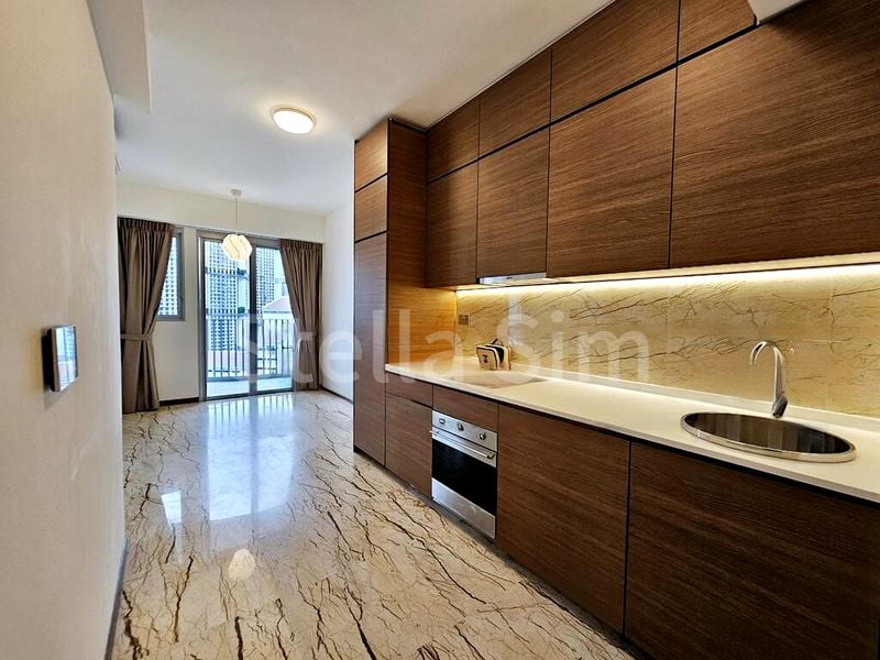 1 Bed Condo for Sale in  Queens Peak - Image 2