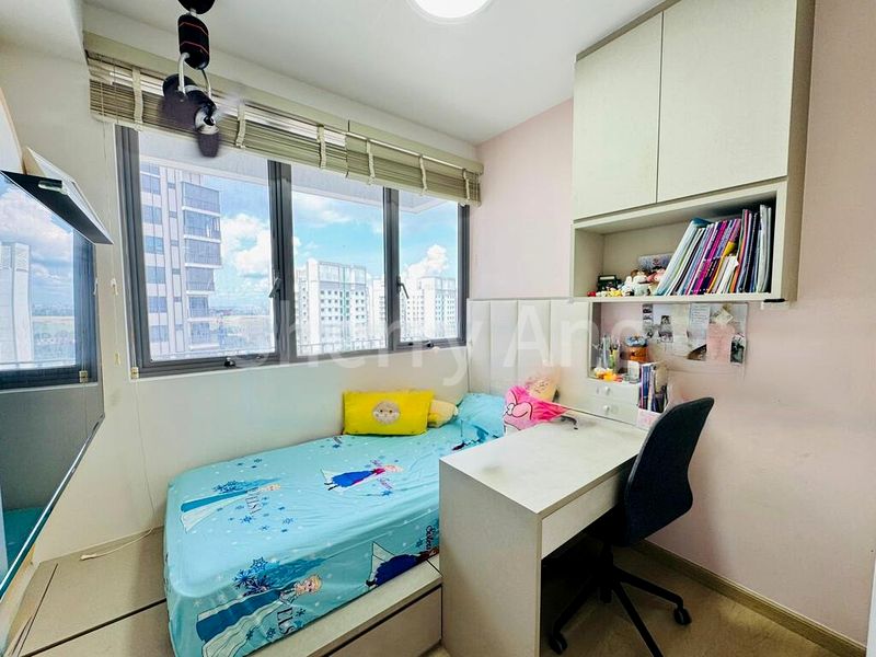 2 Bed Condo for Sale in  High Park Residences - Image 7