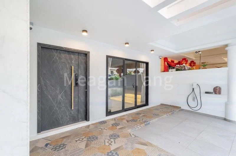 4 Bed Terraced House (Landed) for Sale in  Villa Verde - Image 1
