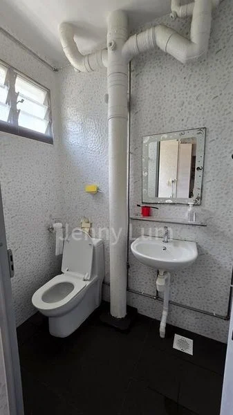 4 Room (4A) HDB for Sale in 106 Simei Street 1 - Image 3