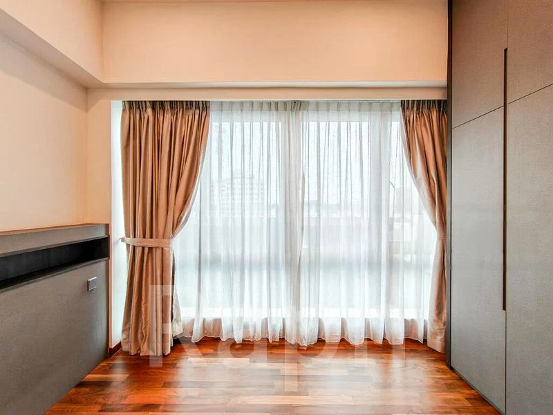 3 Bed Condo for Rent in  Harbour View Towers - Image 3