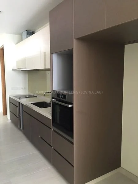 3 Bed Condo for Rent in  19 Balmoral - Image 7