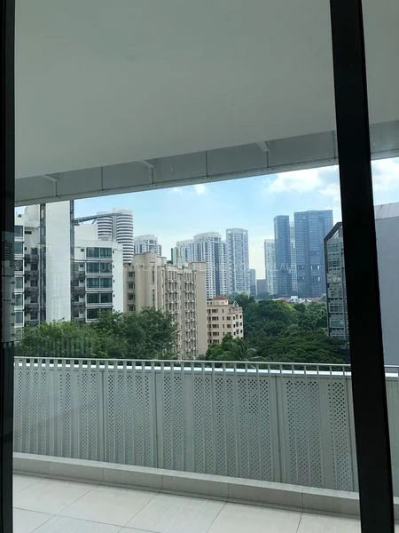 3 Bed Condo for Rent in  19 Balmoral - Image 2